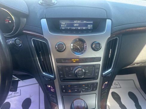 Used 2010 Cadillac CTS Luxury RWD image 16