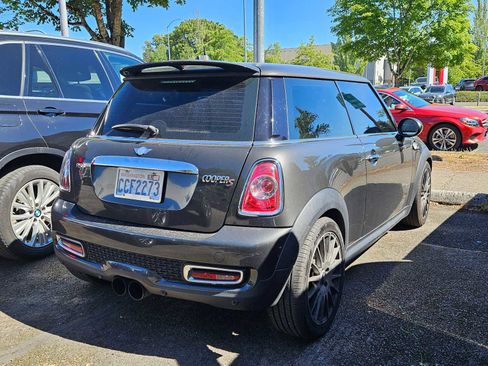 Used 2013 MINI Cooper S FWD image 2