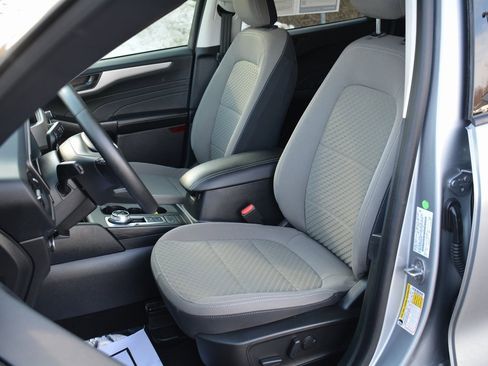 Used 2022 Ford Escape SE w/ Convenience Package image 9