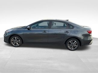Used 2023 Kia Forte LXS FWD video 2