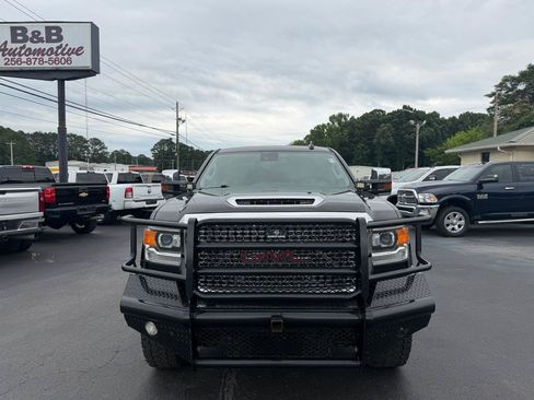 Used 2017 GMC Sierra 3500 Denali w/ Duramax Plus Package AWD/4WD image 2