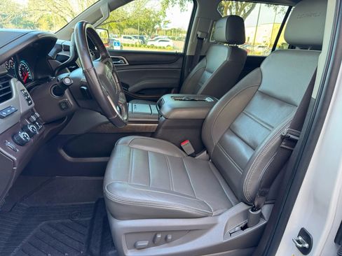 Used 2019 GMC Yukon XL Denali w/ Denali Ultimate Package image 13