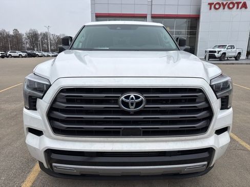 Used 2023 Toyota Sequoia Limited image 12