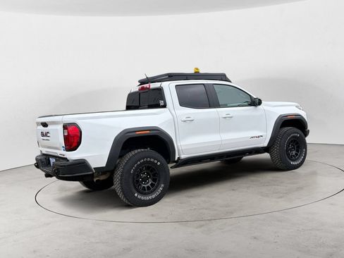 Used 2024 GMC Canyon AT4X w/ AT4X AEV Edition AWD/4WD image 5