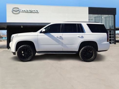 Used 2016 GMC Yukon SLE w/ Convenience Package image 3