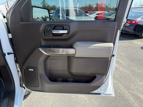 Used 2020 Chevrolet Silverado 1500 LTZ image 25