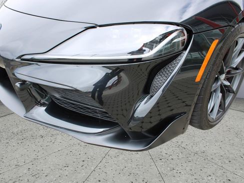 Certified 2025 Toyota Supra RWD image 10