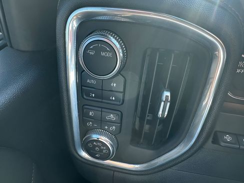 Used 2021 GMC Sierra 1500 AT4 w/ AT4 Value Package AWD/4WD image 24