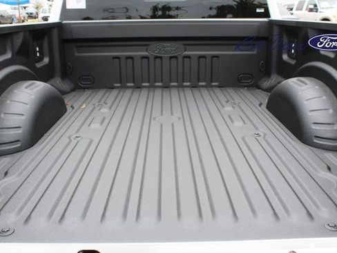 New 2026 Ford F250 Lariat w/ Black Appearance Package AWD/4WD image 6