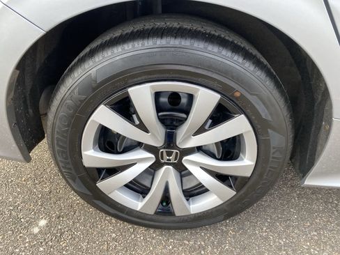 Used 2023 Honda Civic LX image 13