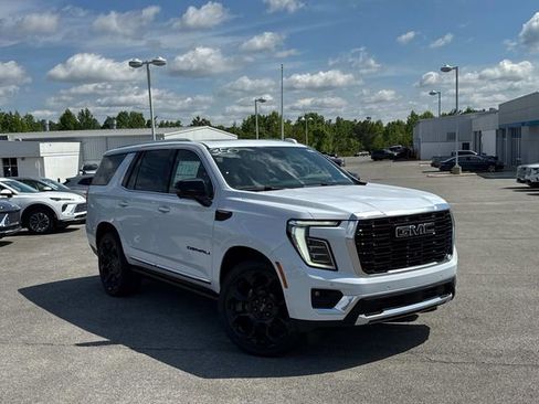 New 2026 GMC Yukon Denali w/ Denali Reserve Package AWD/4WD image 2