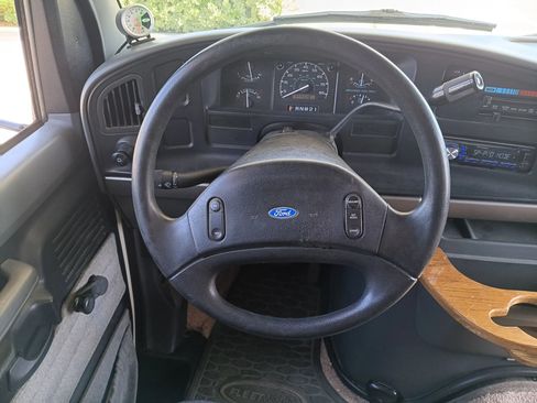 Used 1992 Ford E-350 and Econoline 350 RWD image 21