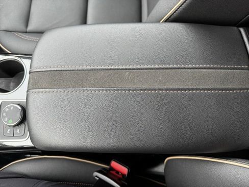 Certified 2024 Chevrolet Blazer Premier w/ Driver Confidence II Package image 23