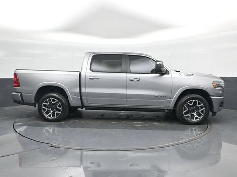 Used 2025 RAM 1500 Laramie AWD/4WD image 6