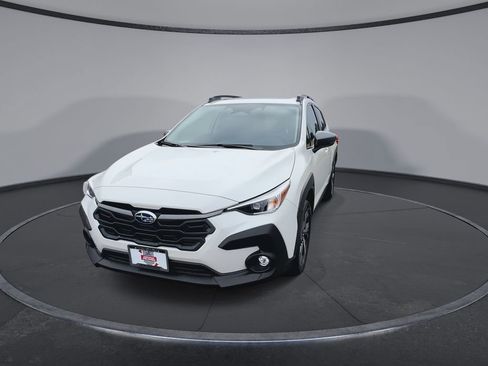 Certified 2025 Subaru Crosstrek 2.0i Premium image 4