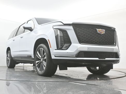 New 2026 Cadillac Escalade ESV Sport w/ Touring Package image 22