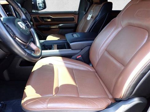 Used 2024 RAM 1500 Limited AWD/4WD image 13
