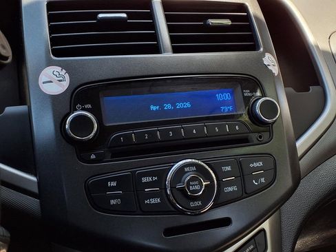 Used 2015 Chevrolet Sonic LT FWD image 7