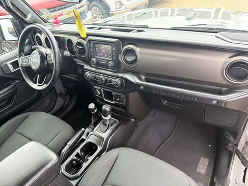 Used 2020 Jeep Wrangler Unlimited Sport AWD/4WD image 16