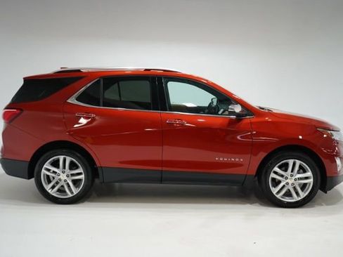 Used 2020 Chevrolet Equinox Premier image 9