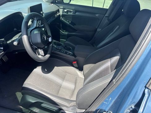 Used 2025 Honda Civic Sport image 8