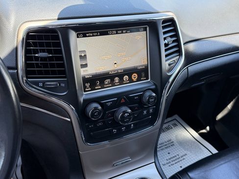 Used 2015 Jeep Grand Cherokee Limited RWD image 22