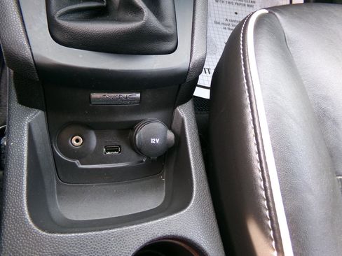 Used 2011 Ford Fiesta SES w/ 301A Rapid Spec Order Code FWD image 13