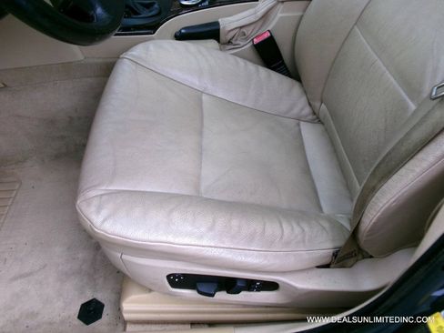 Used 2006 BMW 530xi Sedan AWD/4WD image 6