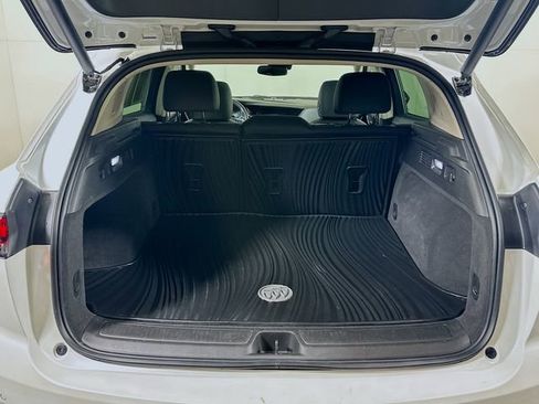 Used 2023 Buick Envision Essence w/ Technology Package I image 29