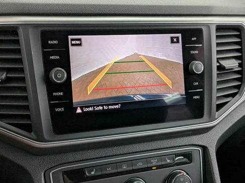 Used 2018 Volkswagen Atlas SE AWD/4WD image 33