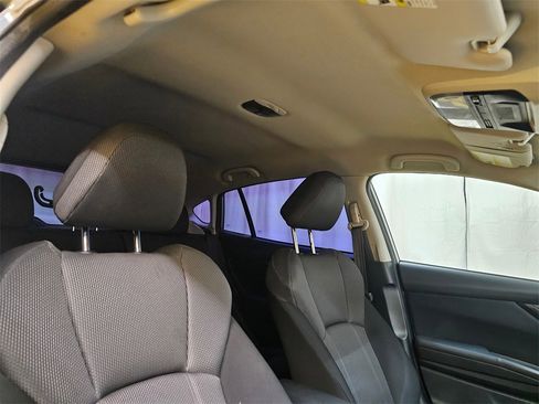 Used 2019 Subaru Impreza 2.0i image 11