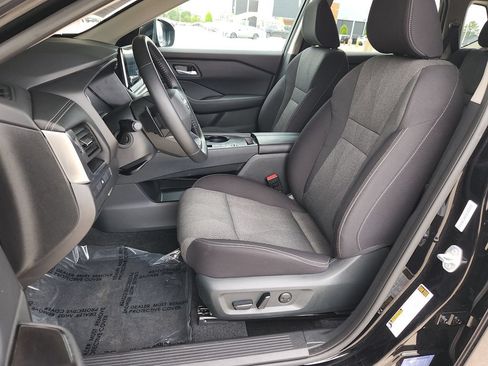 Used 2026 Nissan Rogue SV FWD image 13