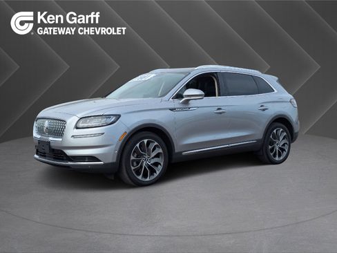 Used 2021 Lincoln Nautilus Reserve image 1