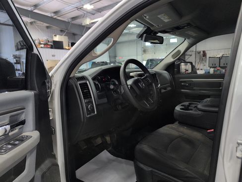 Used 2020 RAM 1500 Warlock w/ Electronics Group AWD/4WD image 7