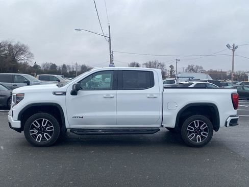 Used 2023 GMC Sierra 1500 AT4 w/ AT4 Premium Package image 8
