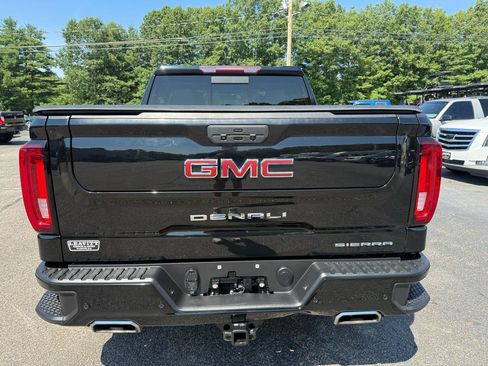 Used 2021 GMC Sierra 1500 Denali AWD/4WD image 10