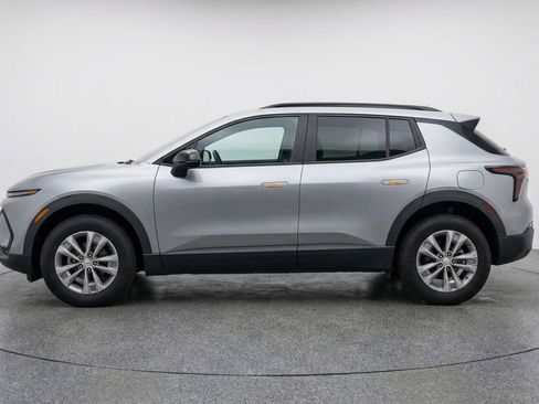 Used 2025 Chevrolet Equinox LT image 5