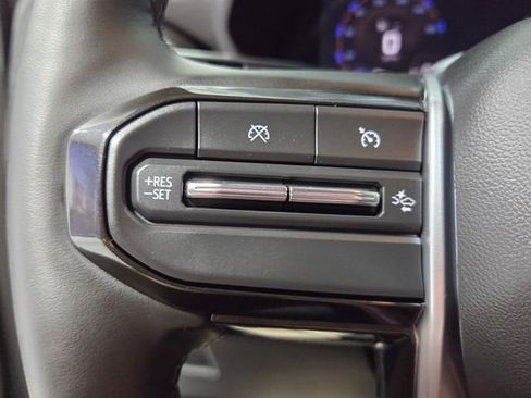 Used 2025 Chevrolet Colorado Trail Boss image 24