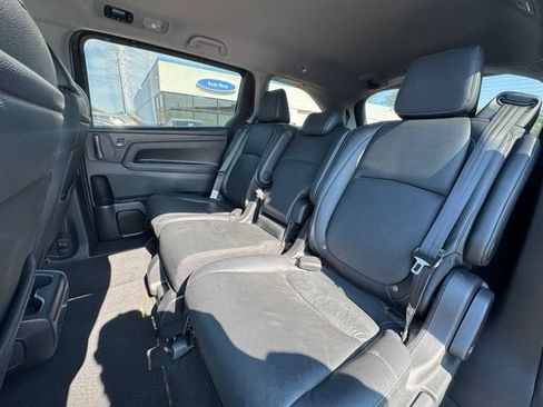 Used 2024 Honda Odyssey Touring image 11