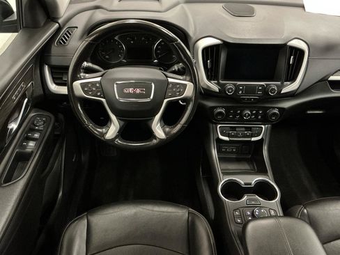 Used 2022 GMC Terrain SLT w/ Infotainment Package II AWD/4WD image 16