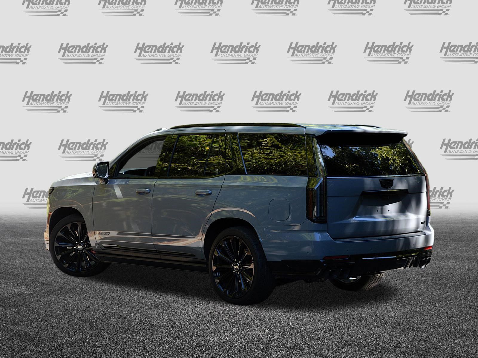 Used 2025 Cadillac Escalade V AWD/4WD image 10