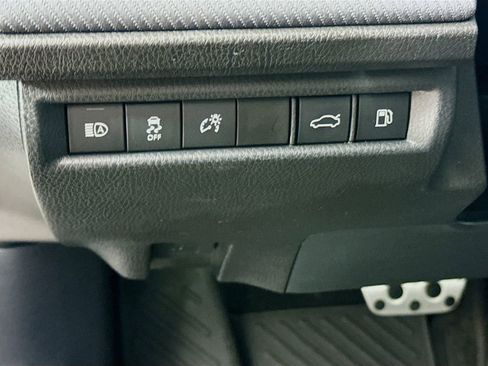 Certified 2025 Toyota Camry SE FWD image 10