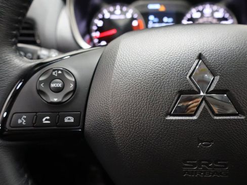 Used 2023 Mitsubishi Eclipse Cross SE image 27