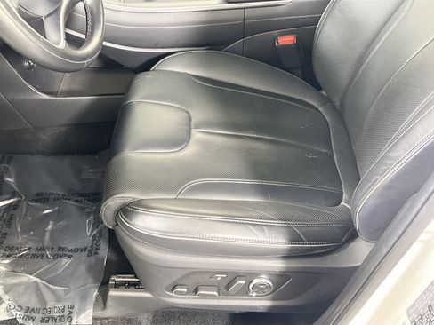 Used 2023 Hyundai Palisade Calligraphy image 17