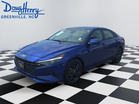 Used 2021 Hyundai Elantra SEL FWD image 1