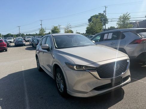 Used 2025 MAZDA CX-5 AWD 2.5 S w/ Preferred Package image 2