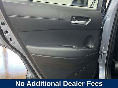 Used 2024 Toyota Corolla Cross XLE AWD/4WD image 18