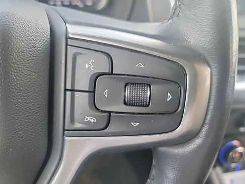 Used 2023 Chevrolet Suburban Premier w/ Advanced Technology Package image 24