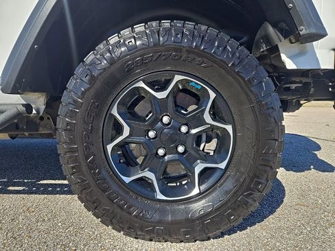 Used 2022 Jeep Wrangler Unlimited Rubicon 4xe w/ Cold Weather Group image 27