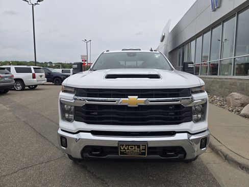Used 2024 Chevrolet Silverado 3500 LT w/ Safety Package image 4